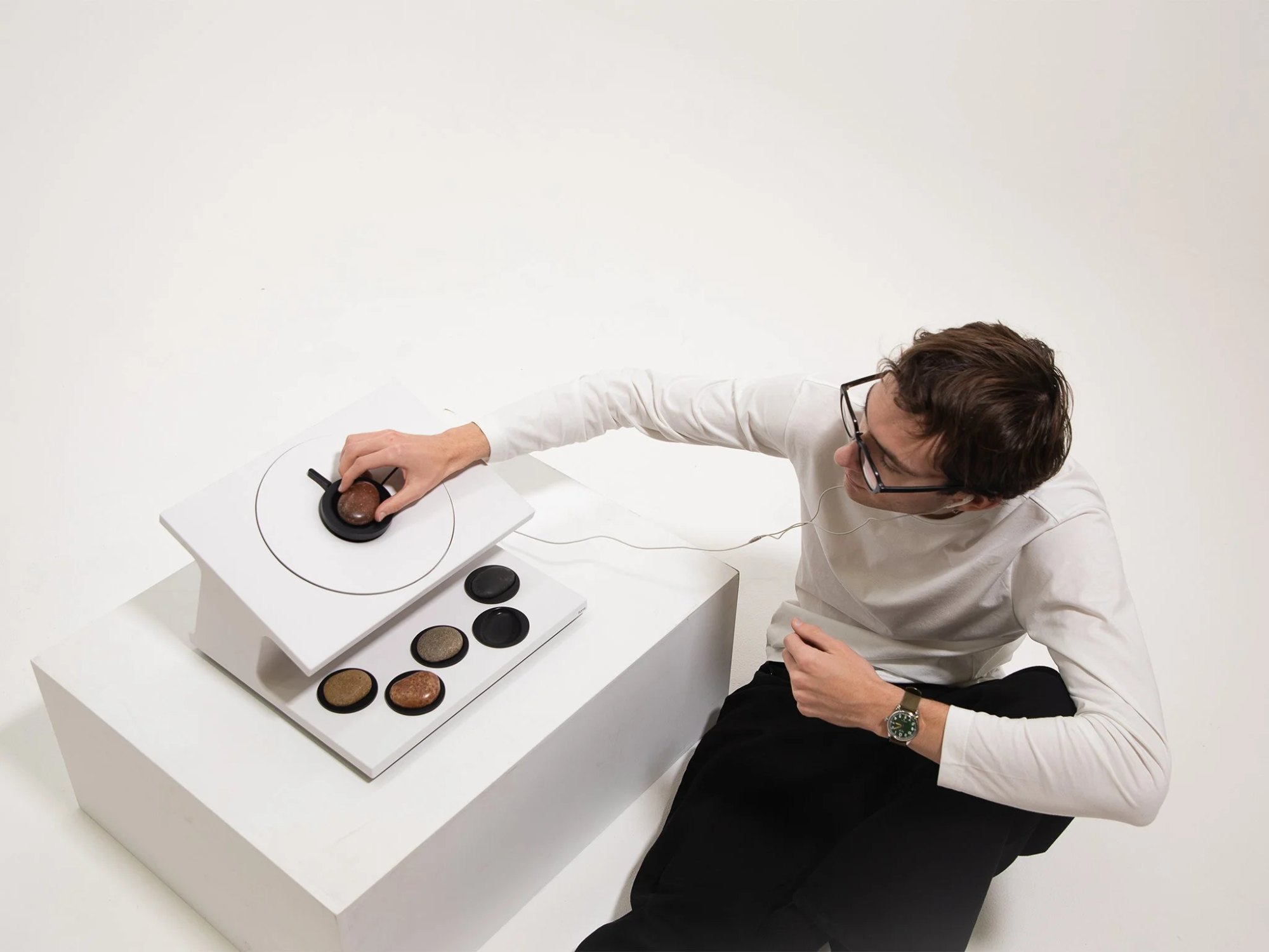 Soma - An Intentional Approach to Music Listening by Eddy Zhang